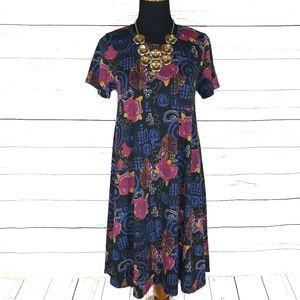 Pretty Whimsical Rose Print LuLaRoe Carly XS